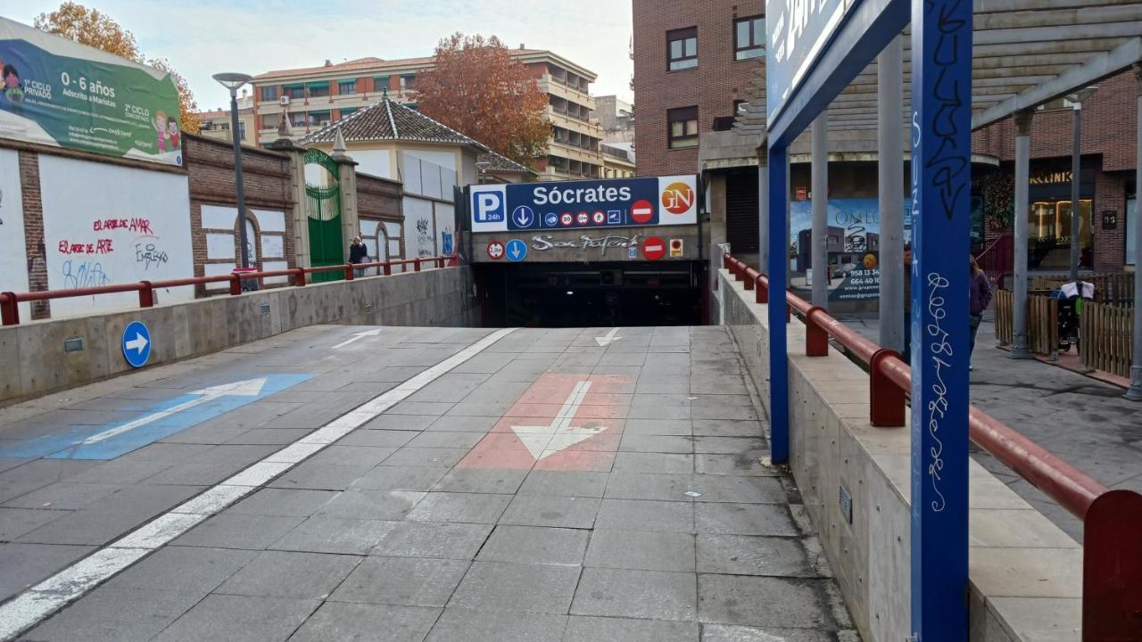 Fantastico Apartamento Trajano Parking Gratuito Granada Exterior photo