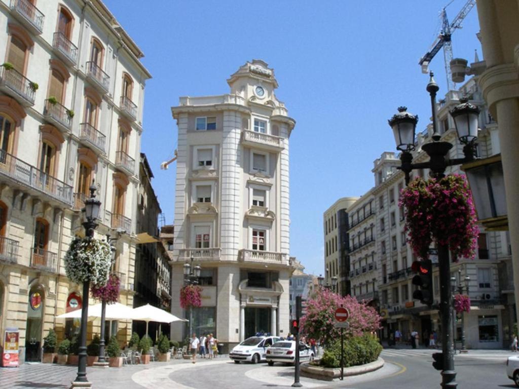 Fantastico Apartamento Trajano Parking Gratuito Granada Exterior photo