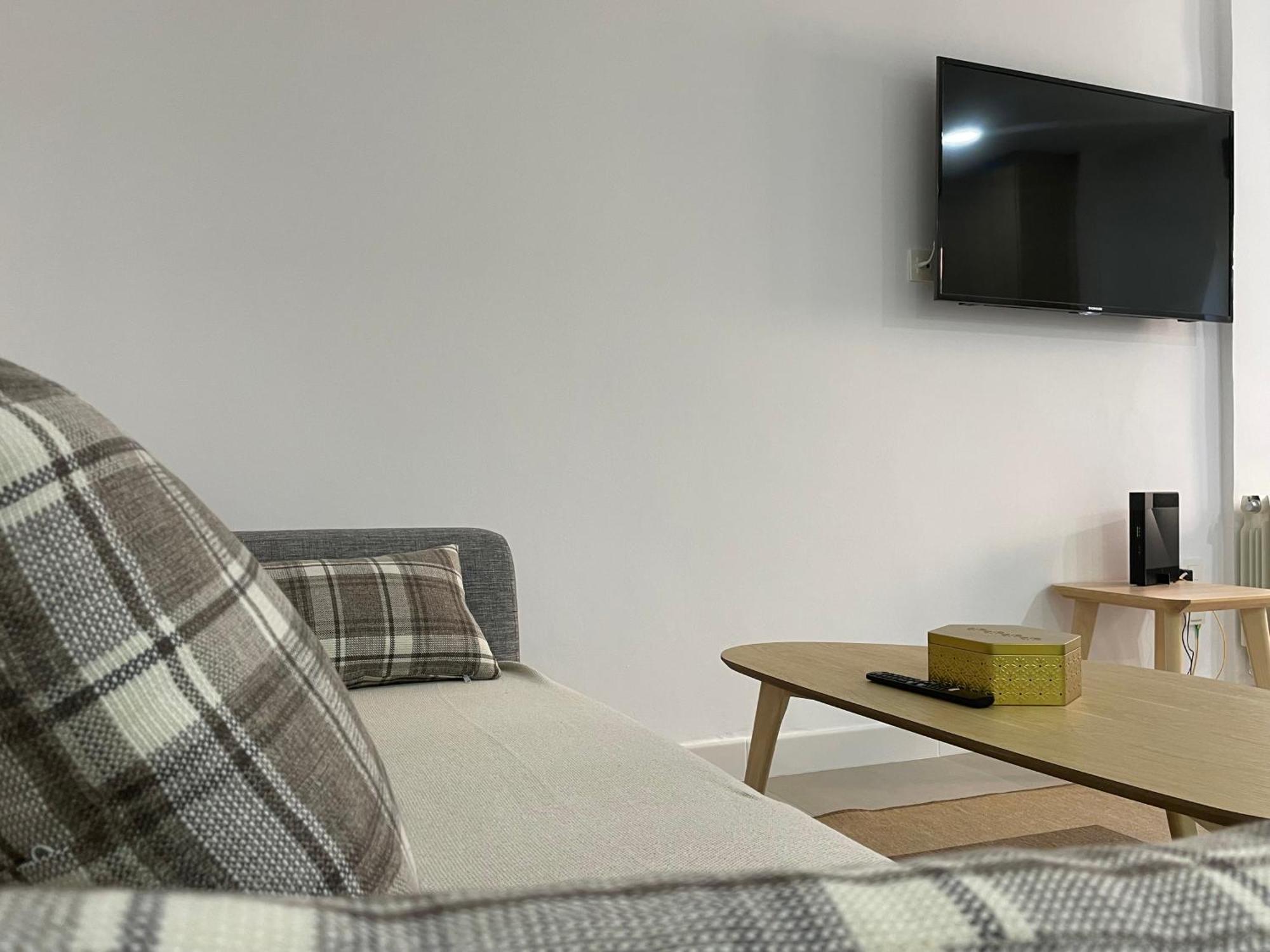 Fantastico Apartamento Trajano Parking Gratuito Granada Exterior photo